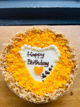 Tải hình ảnh vào trình xem Thư viện, Birthday Salted Egg Sponge Cake - Bông Lan Trứng Muối Sinh Nhật hình tròn
