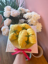 Tải hình ảnh vào trình xem Thư viện, Birthday Super Durian Cake - Bánh Sinh Nhật Siêu Sầu Riêng
